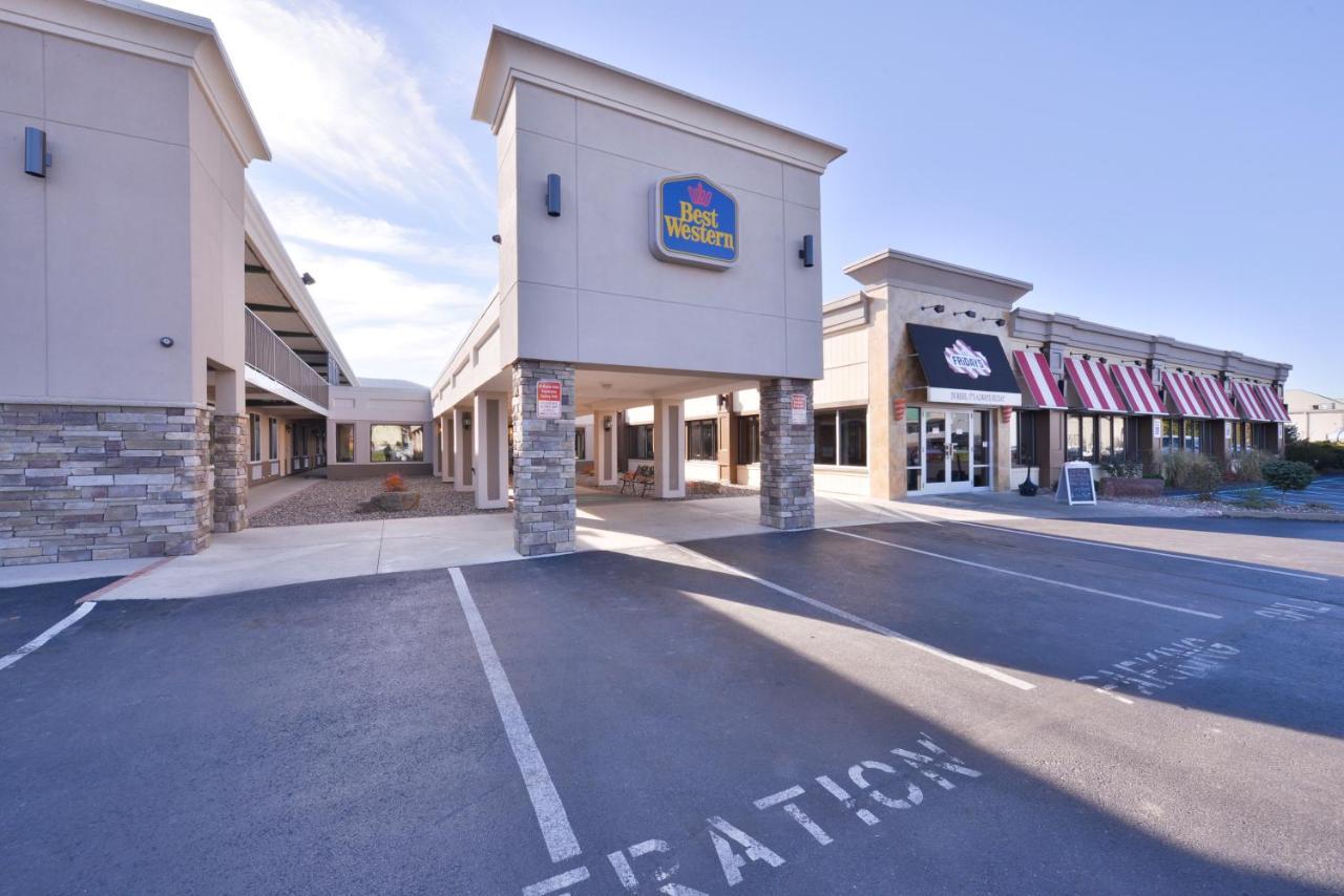 Quality Inn & Suites Williamsport Exterior photo