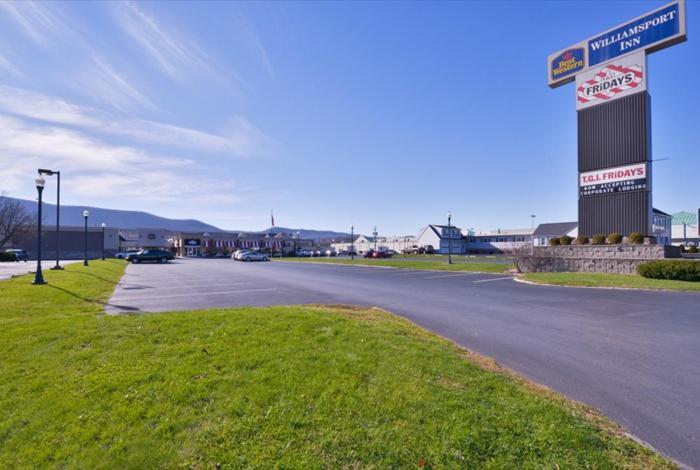 Quality Inn & Suites Williamsport Exterior photo