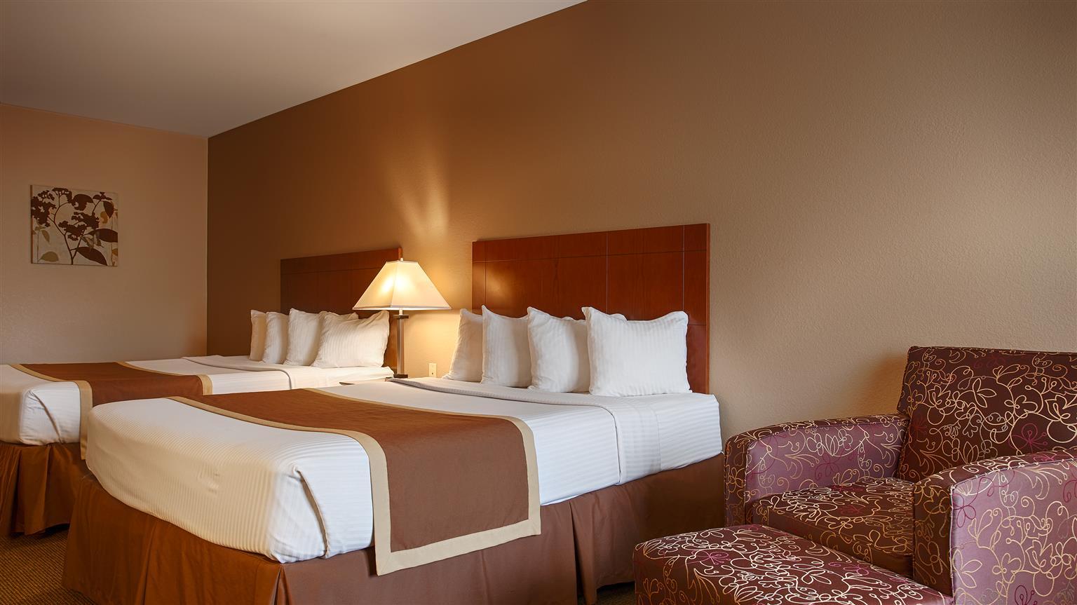Quality Inn & Suites Williamsport Exterior photo