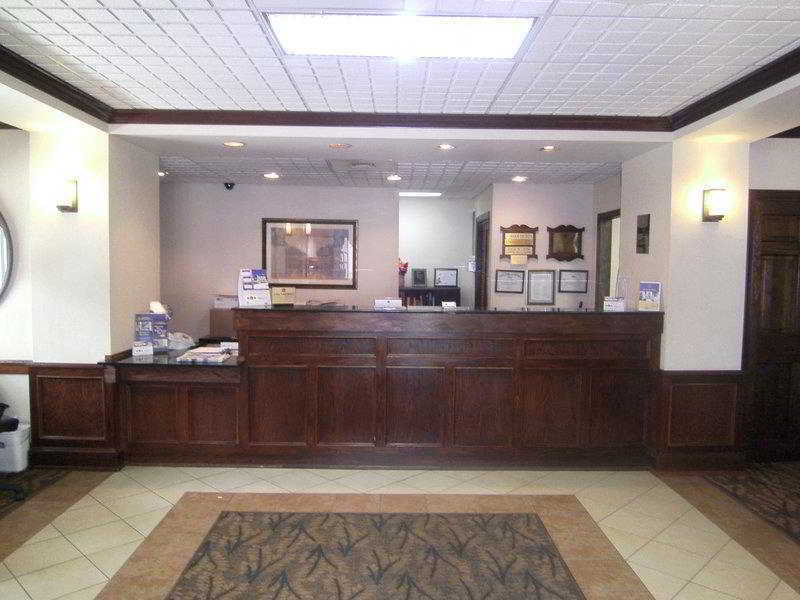 Quality Inn & Suites Williamsport Exterior photo